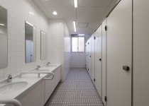 　１階　女子便所